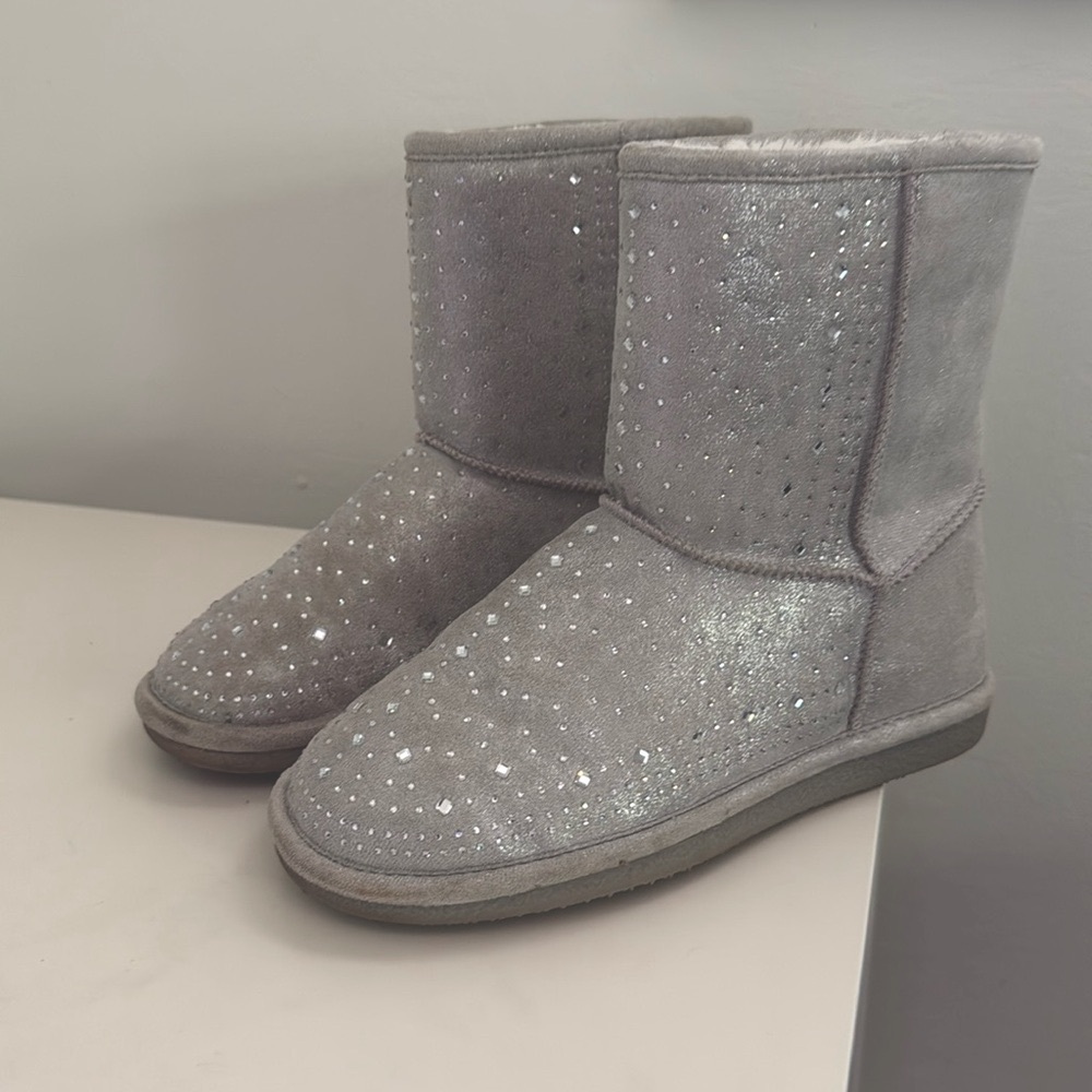 Kids warm sparkle boots like new!